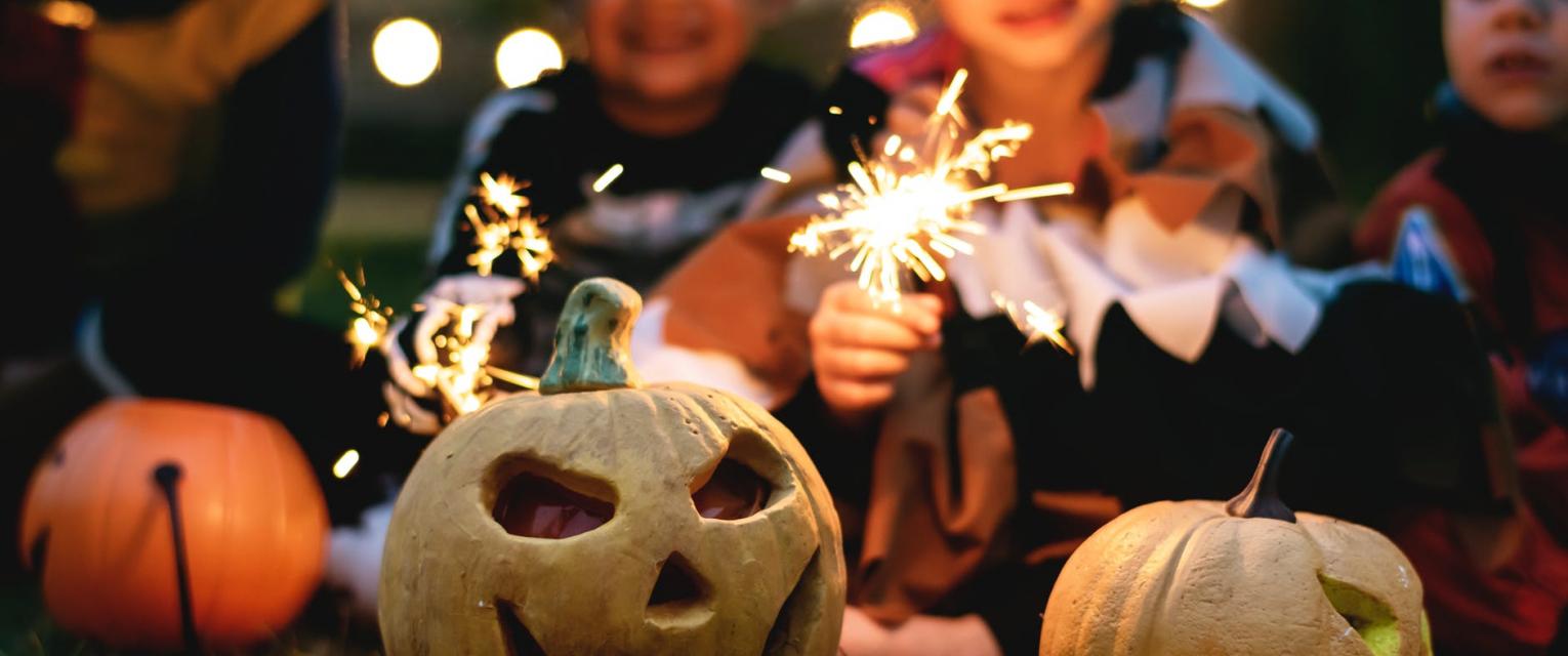 Try These Amazing Games At Your Own Halloween Party This Year! 